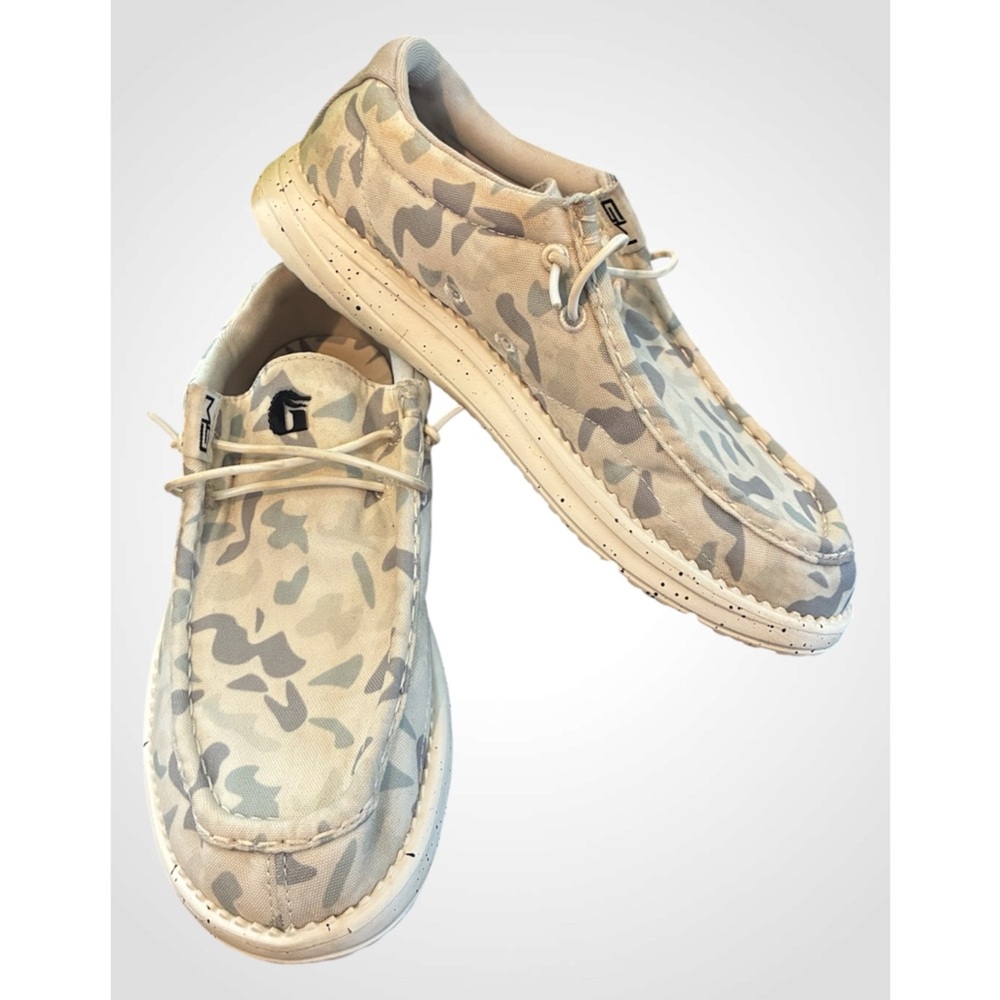 Gator Wader Women's Camouflage Slip On Sneakers Size 8
